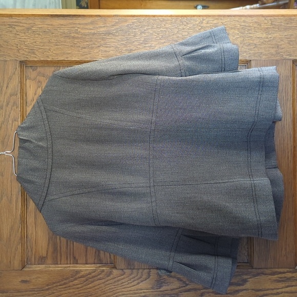 Apt.9 Women’s Peplum Blazer Jacket Gray Herringbone Stretch Bell Sleeve Lined 8 - Picture 6 of 8